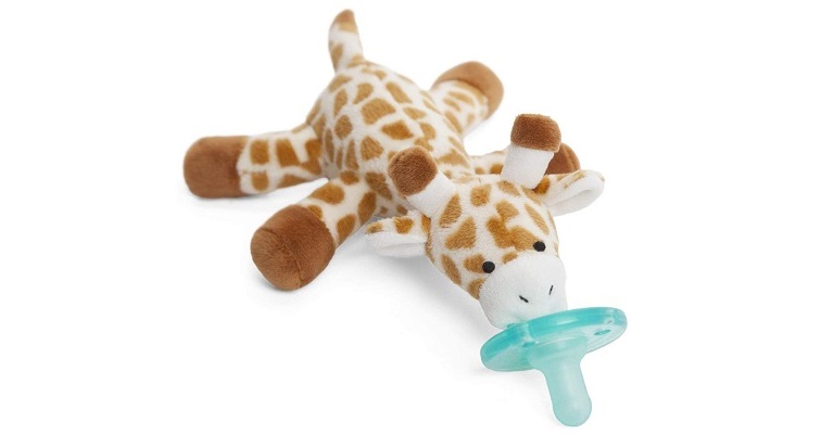 Best-Pacifier-For-Breastfeeding-Baby