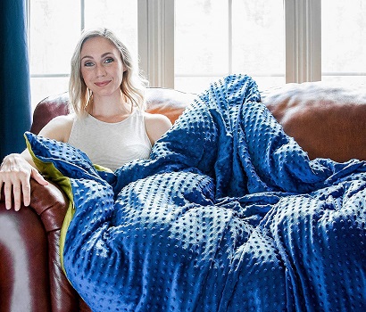 10 Best Weighted Blanket For Restless Legs & Kids