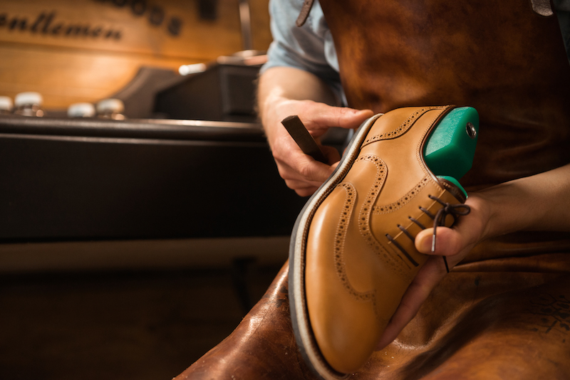 How to Stop Leather Shoes From Squeaking